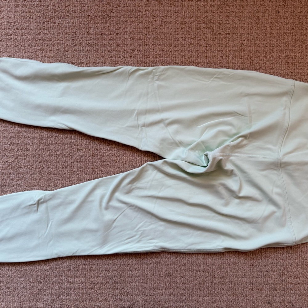 Lululemon capri leggings - Picture 3 of 5